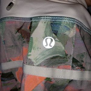 Lululemon: pleated skirt!